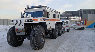 Аварийно-спасательная служба Новосибирской области проводит мониторинг ледовой обстановки на реке Иня